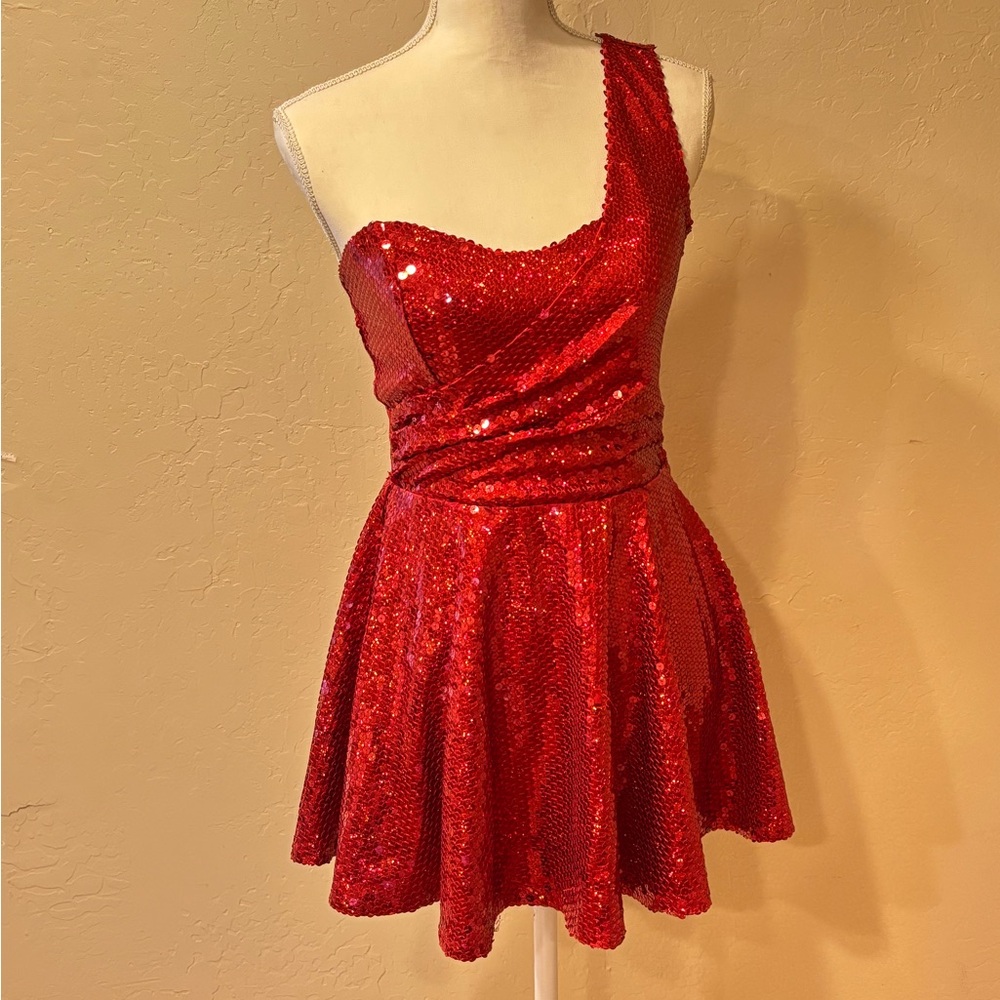🇺🇸 ⭐️Red Sequin One-Shoulder Dress Full Skirt Women’s Size S ❤️🤍💙